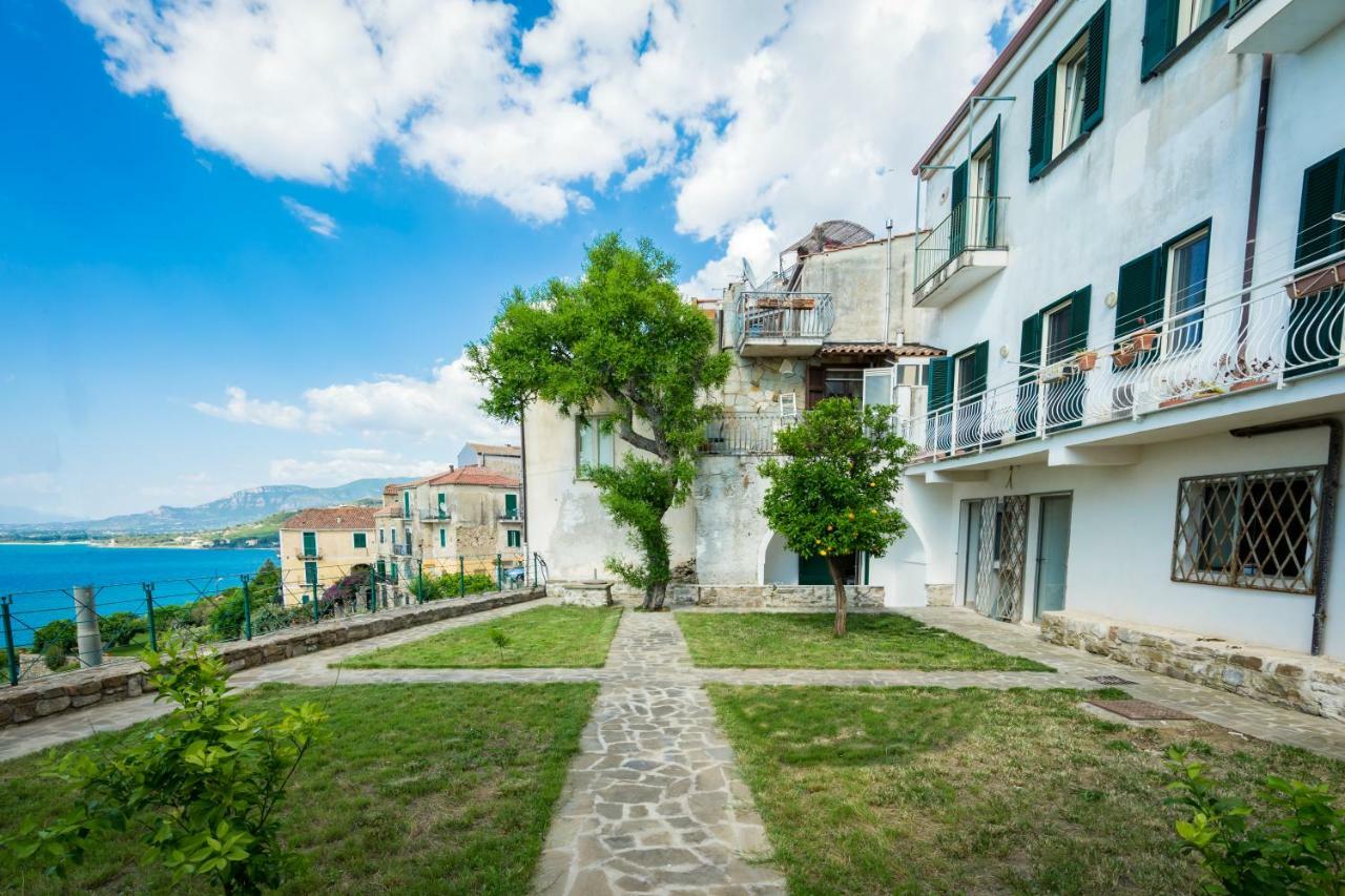 مبيت وإفطار أغروبولي Borgo Dei Saraceni - Domus Indomita المظهر الخارجي الصورة